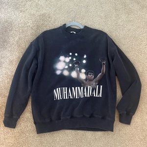 Abercrombie oversized Muhammad Ali crewneck